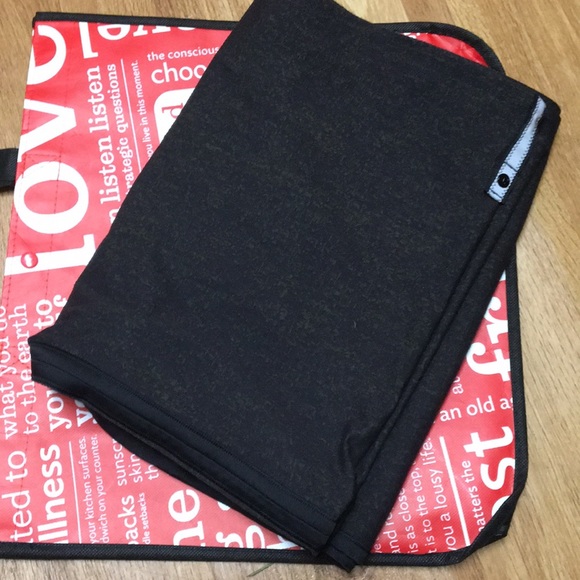 lululemon athletica Accessories - ⬇️Lululemon Special Edition Vinyasa Scarf lululemon athletica Accessories - ⬇️Lululemon Special Edition Vinyasa Scarf